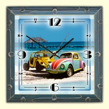 Wanduhr mit Volkswagen Käfer